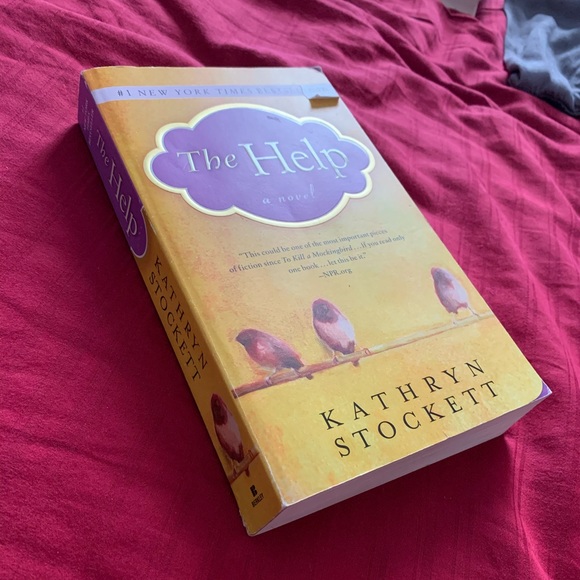2/$20 “The Help” book/novel by Kathryn Stockett - Picture 3 of 6